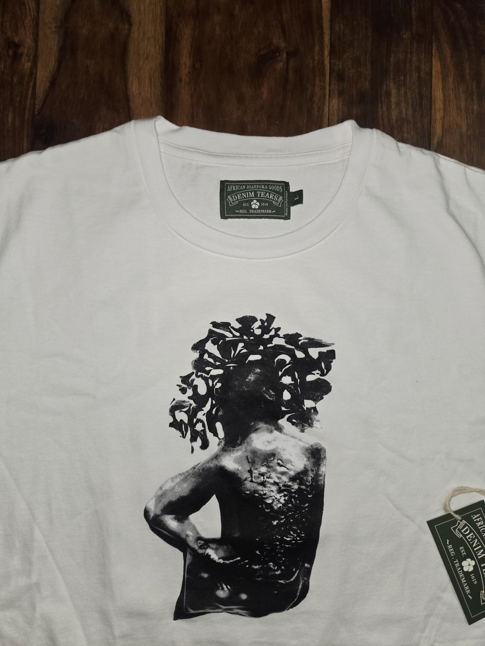 Denim Tears Men's White Graphic Crewneck T-Shirt. Size Large - Picture 4 of 8